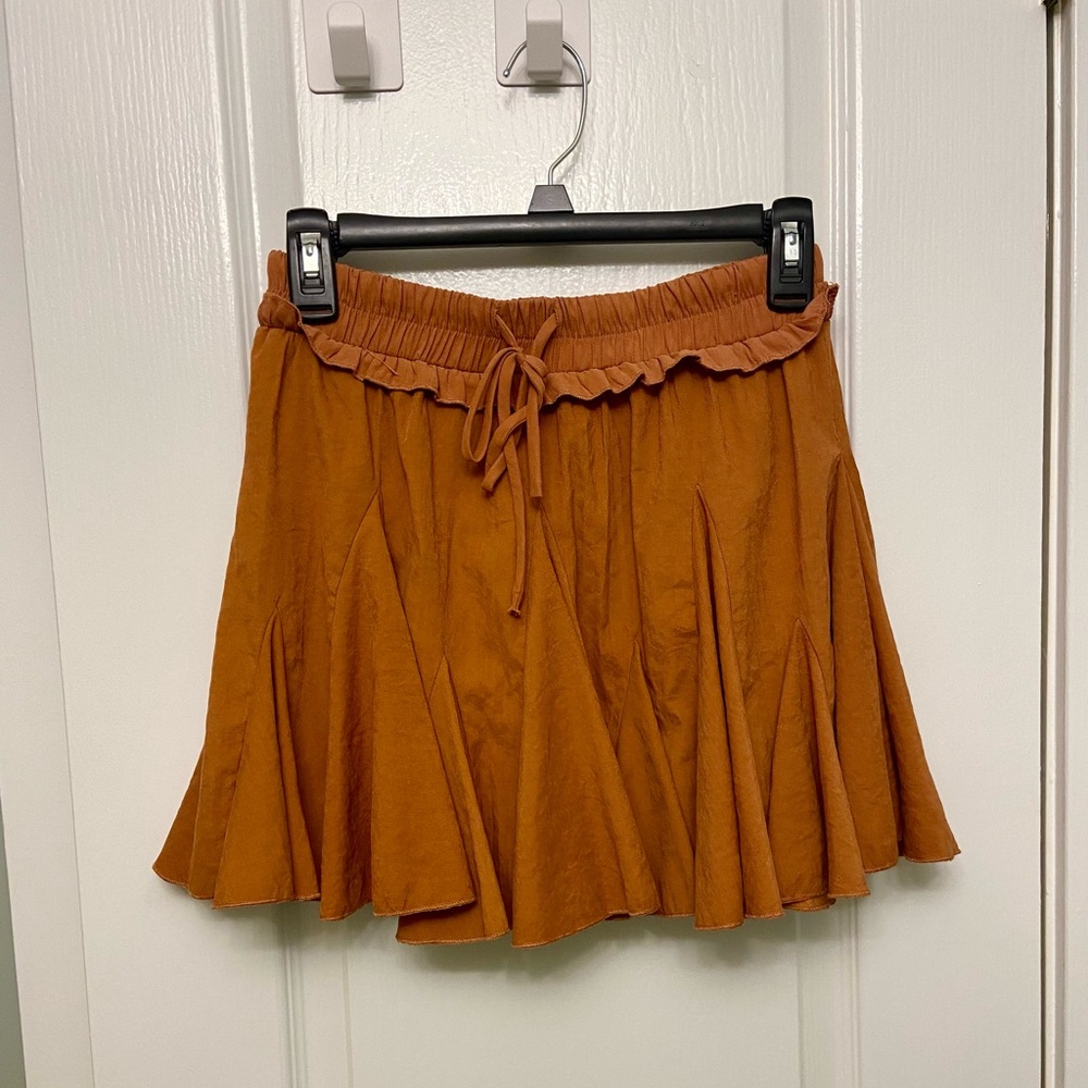 Storia Orange Flowy Mini Skirt